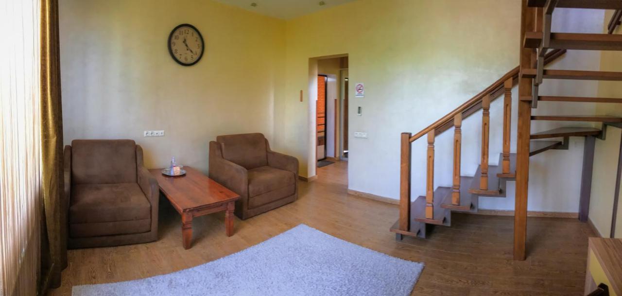 Hotel Pivdenna Brama 3*